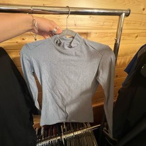 Under armour top